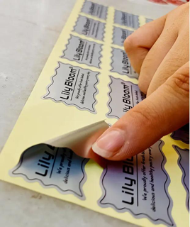 Etiqueta adhesiva per a totes les indústries